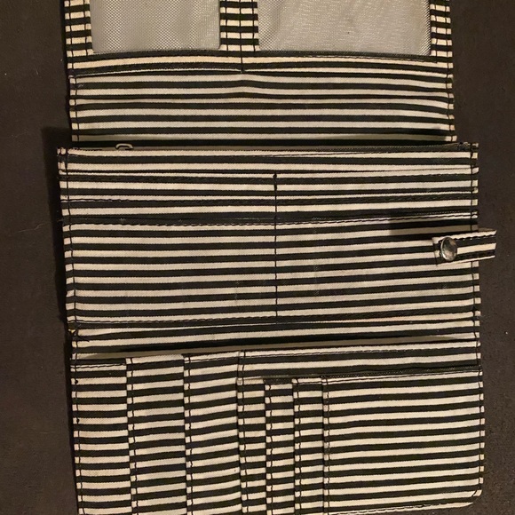 Kipling - Picture 3 of 5